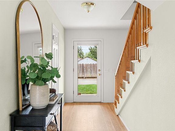 5th image of 1223 Spruce Ave