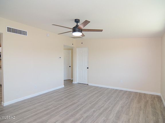 4th image of 2156 W Calle Cusco