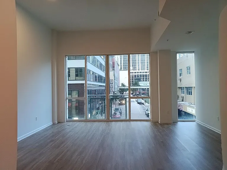 253 NE 2nd St #221 — Photo 4