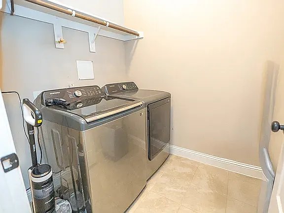 216 Nathan Dr — Photo 15