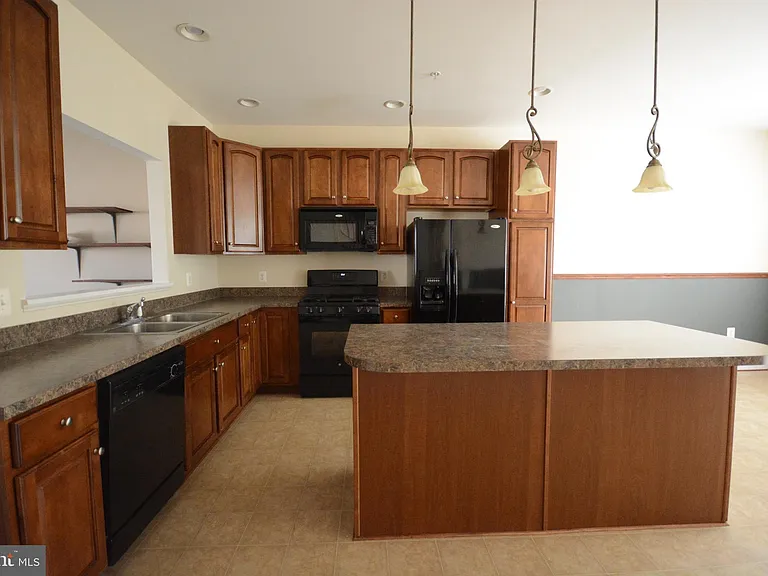 421 Green Fern Cir — Photo 6