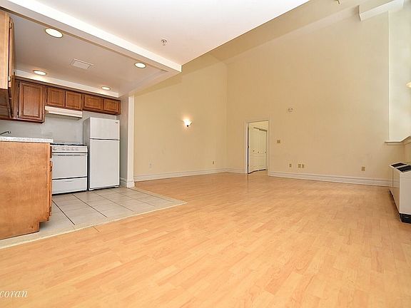 3rd image of 1919 24th Ave APT L224