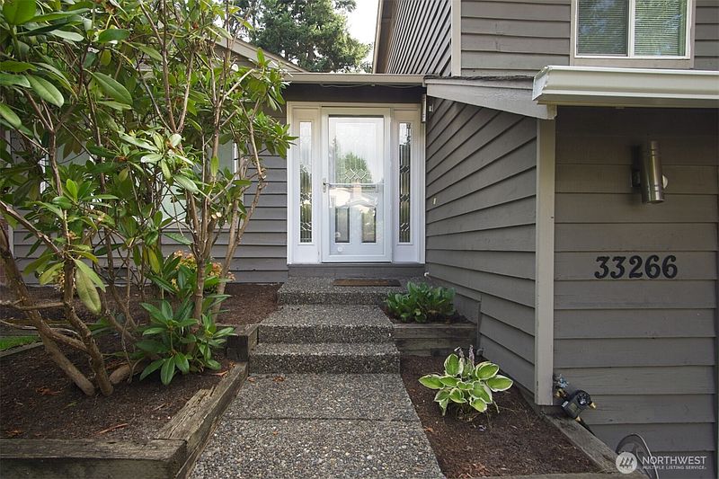 3rd image of 33266 34th Avenue SW