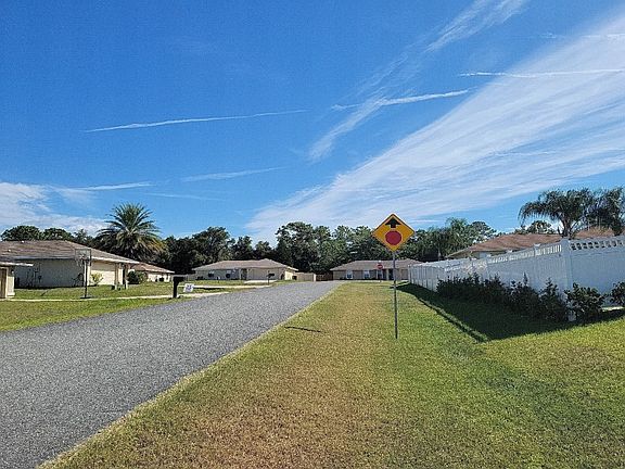 4th image of 10143 SE 122nd Ln