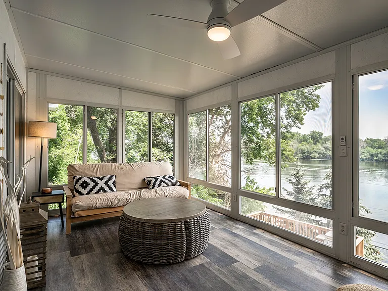 Medicine Lake Dr W — Photo 26