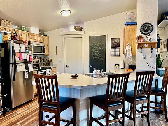 3rd image of 35885 Sparrow Ln