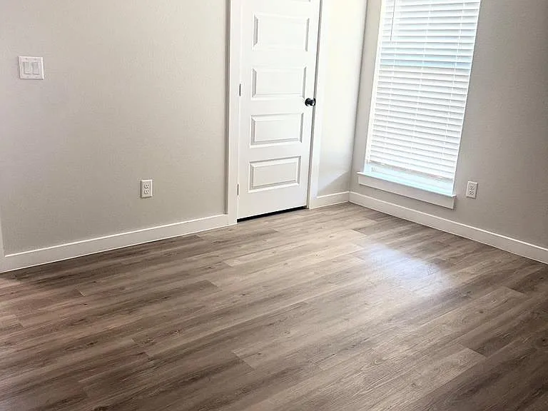5920 Woodpecker Way — Photo 9