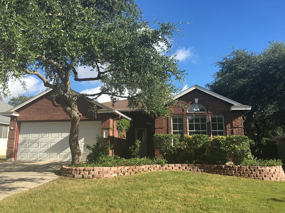 1st image of 703 Hilltop Dr