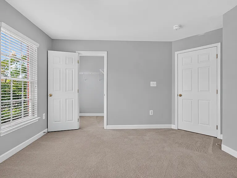 25670 S Village Dr — Photo 28