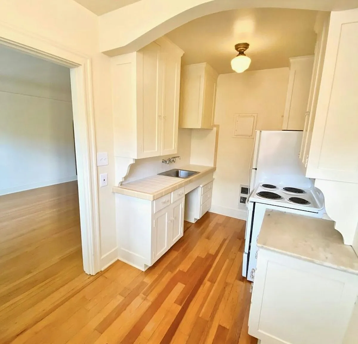 Glen Eden LLC — Photo 1