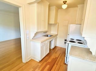 Glen Eden LLC, Seattle, WA 98119