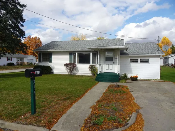 319 W Culver Rd, Knox, IN 46534