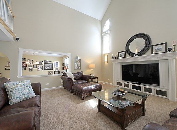 5th image of 5315 E Greenfield Dr