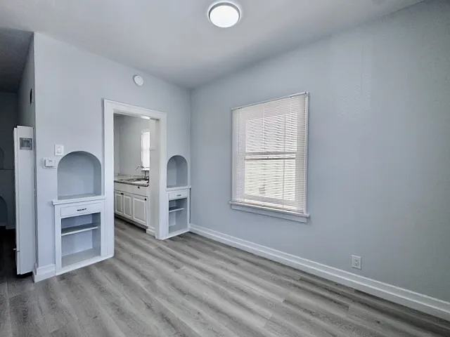 1140 E 1st St #6 — Photo 17