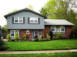 910 Orlando Rd, Cherry Hill, NJ 08034