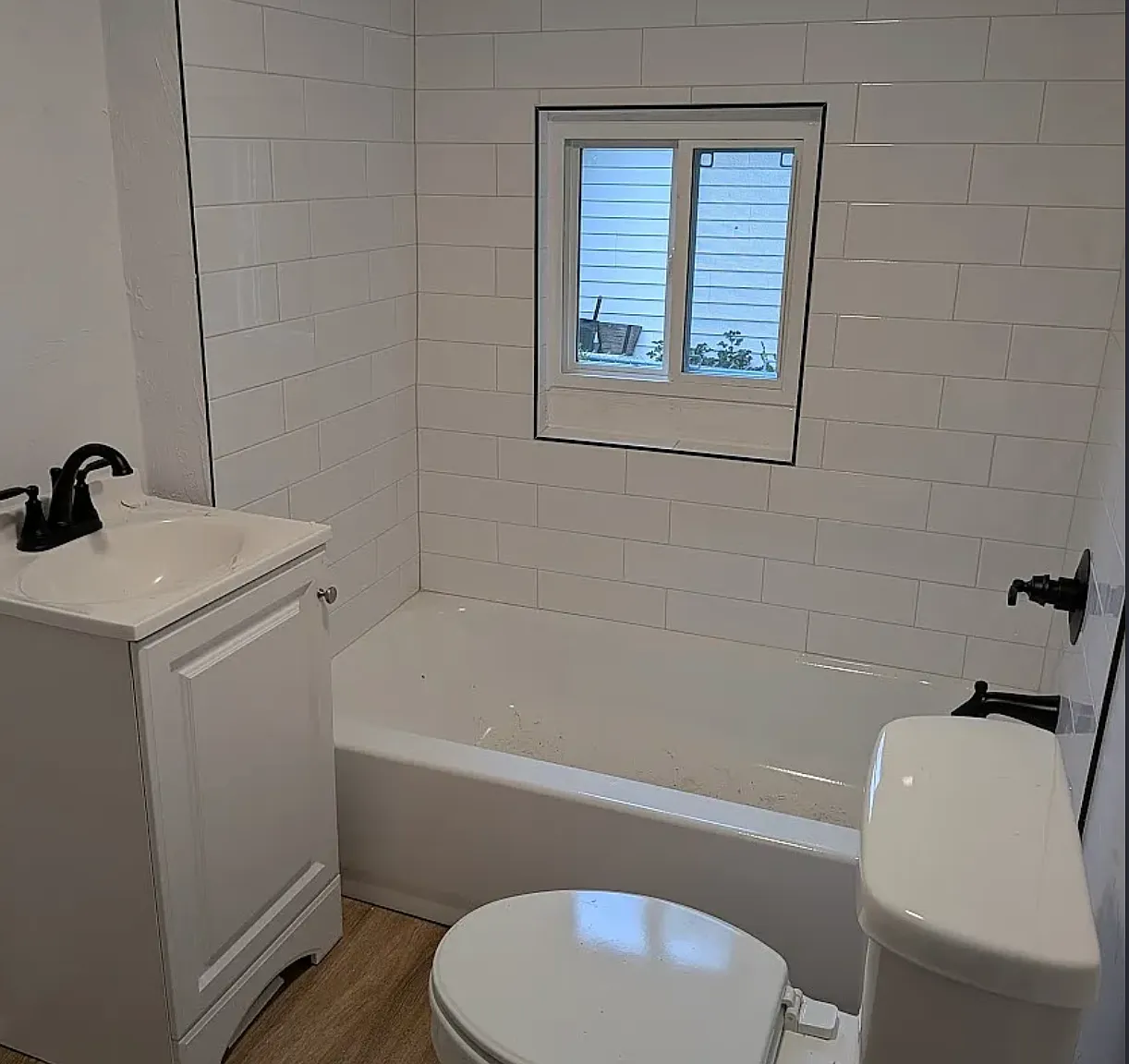 3 bed, 968 sqft, $1,150 — Photo 2