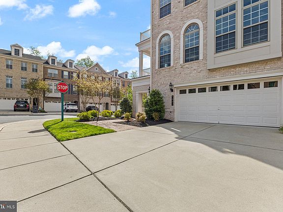 4th image of 7901 Turtle Creek Cir