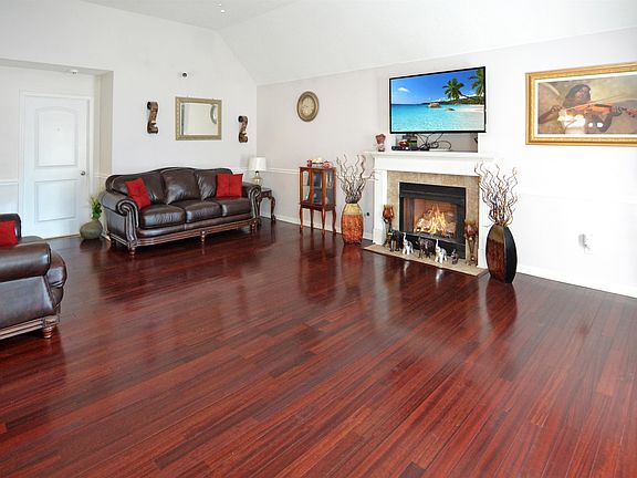 3rd image of 4343 N Cherry Creek Ln