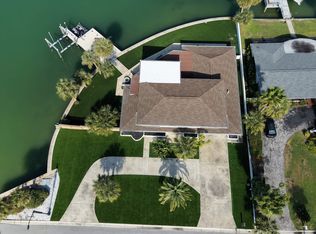 301 22nd St, Belleair Beach, FL 33786