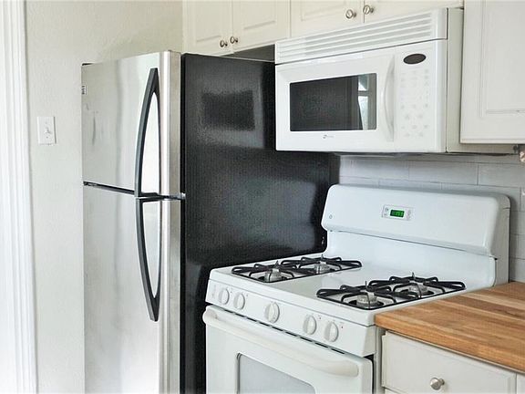 5th image of 1927 23rd Ave N