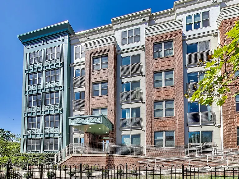 1350 Maryland Ave NE #316 — Photo 20