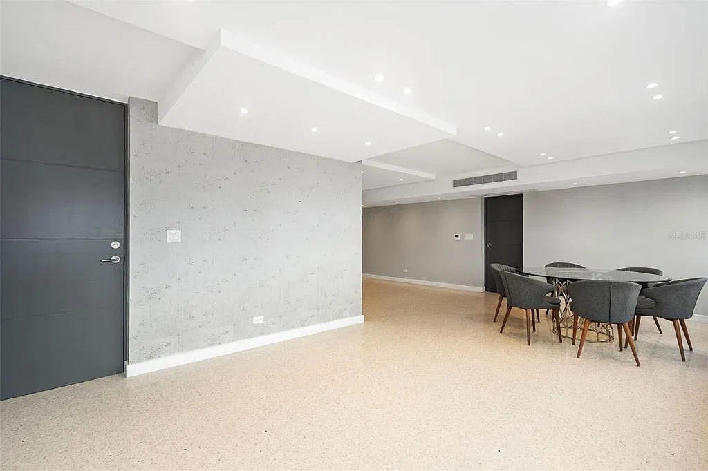 4 bed, 3.0 bath, 1790 sqft, $6,500 — Photo 3