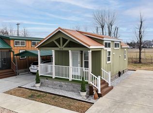 810 E Linden St, Rogers, AR 72756