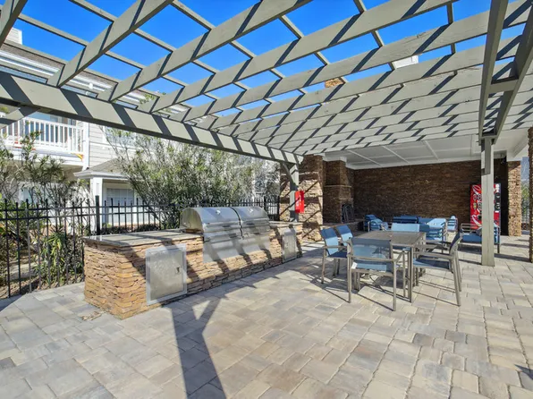 61 Ninety West, 6190 Girby Rd #941c43e4a, Mobile, AL 36693