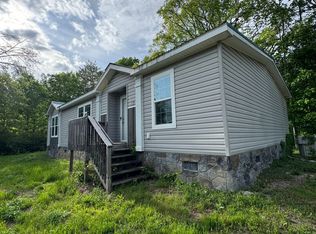 524 Mehaffey Rd, Powell, TN 37849