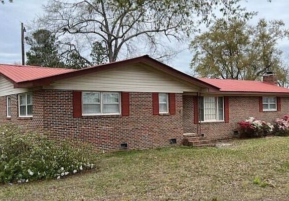 2nd image of 31 Pecan Ln