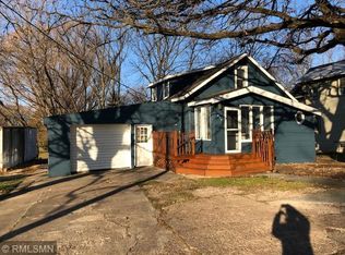 416 7th St SE, Waseca, MN 56093