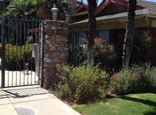 307 N Acacia Ave, Fullerton, CA 92831