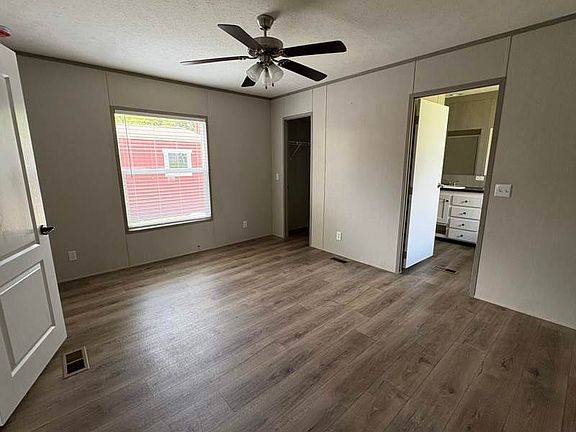 5th image of 7816 Willowick Dr