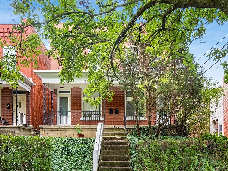 1230 Indianola Ave — Photo 22