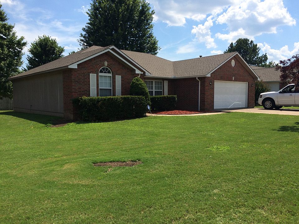 1st image of 504 Katie Ln