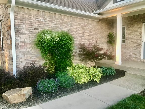 4th image of 396 Morningside Dr