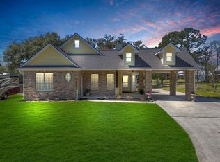 647 Old Plantersville Rd, Montgomery, TX 77316