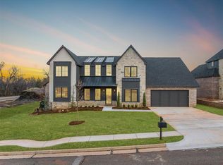 3100 Fountain Creek Dr, Edmond, OK 73034