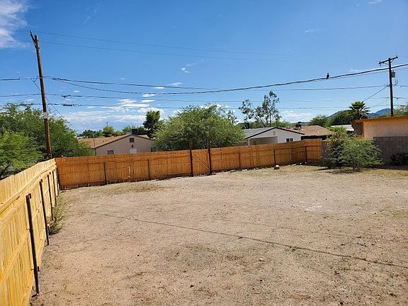 4th image of 342 E Waverly St #1