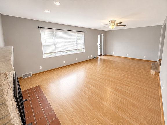 5th image of 71 Gilmore St