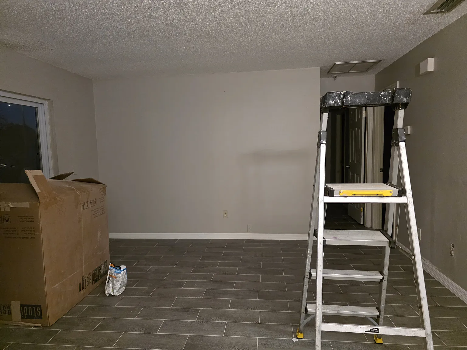 2 bed, 1000 sqft, $1,800 — Photo 3