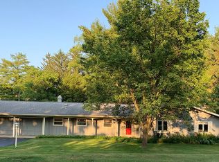 1005 Sassafras Ln, Niles, MI 49120