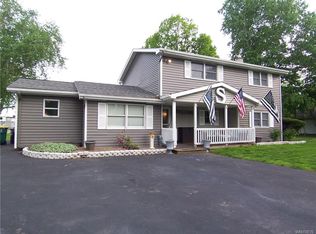 7456 Rochester Rd, Lockport, NY 14094