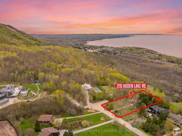 220 Hidden Lake Rd, The Blue Mountains, ON L9Y 0T6