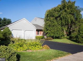 1203 Owls Nest Dr, Reading, PA 19606