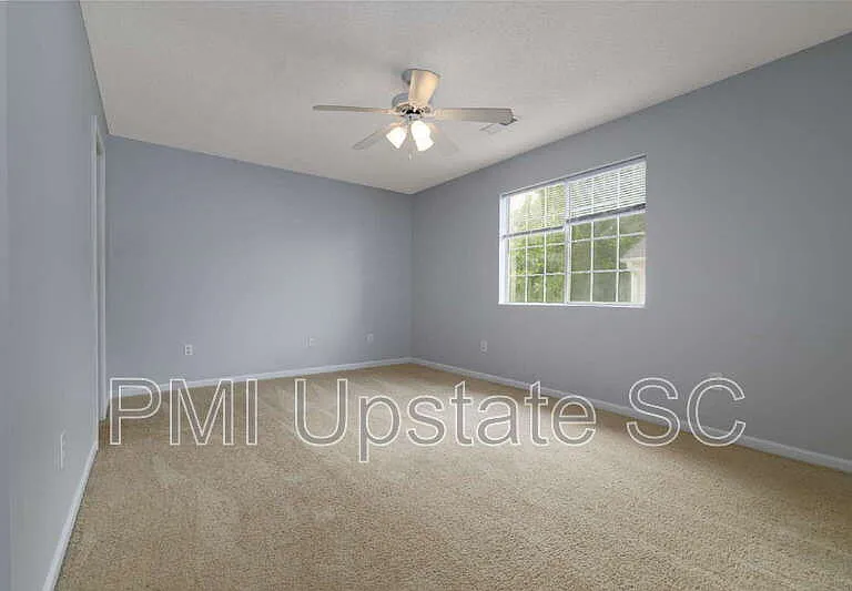 12 Hayfield Ln — Photo 15