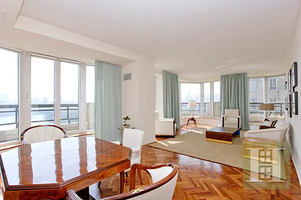 Sold by Halstead Real Estate | media 3