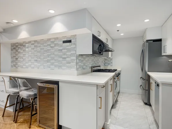 77 Bleecker Street image 7 of 10