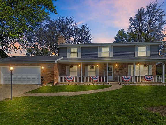 2nd image of 403 Orchard Ln
