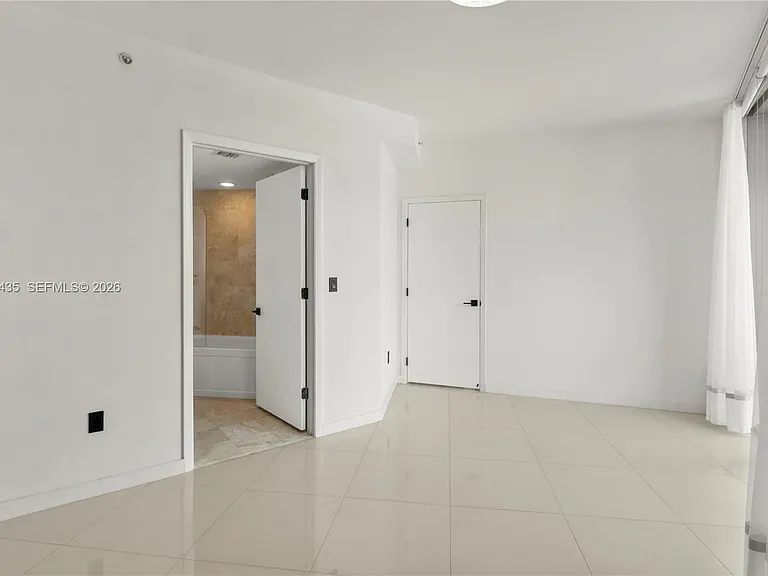 350 S Miami Ave #312 — Photo 28